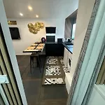 Апартаменты Maison Du Bonheur Нарбонна